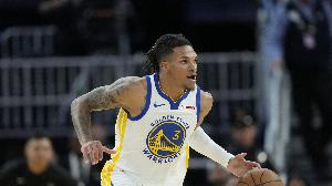 大將之風(fēng)？勇士56號(hào)秀理查德半場8中5砍下16分2板 首節(jié)12分！