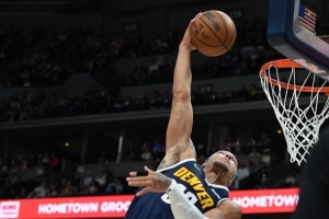 重型轟炸機(jī)！戈登16中9砍24分  另有6板1助1斷&上演空接重扣