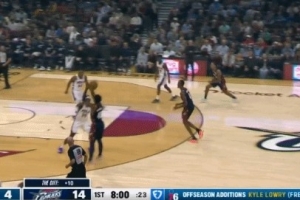 亂箭穿心！米切爾不猶豫三分再中 騎士轟出17-4開局！