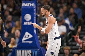 克萊獨行俠生涯79場比賽首次替補 此前在勇士被按替補隨后離開