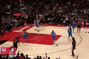 殺瘋了！阿夫迪亞關(guān)鍵三分命中 末節(jié)已砍11分