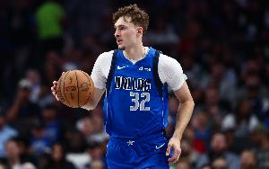 弗拉格談給球迷簽名：我懂場(chǎng)邊支持別人感受 這可能改變球迷人生