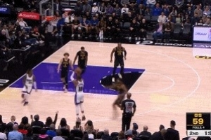 可不敢放！威少接球三分再中&個(gè)人目前三分球4中3