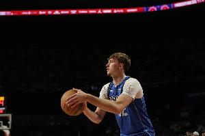 記者：弗拉格有所回暖 打鵜鶘都費(fèi)勁獨(dú)行俠只能等著和籃網(wǎng)過招了