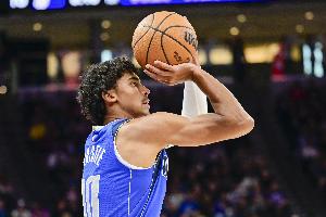 克里斯蒂：輸球讓人難受我們進(jìn)攻停滯不前 教練告訴我們團(tuán)結(jié)一致