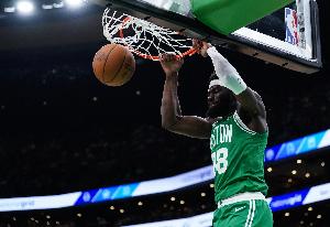 科塔：對(duì)手把我們射手防得很緊 我要吸引防守并接應(yīng)隊(duì)友