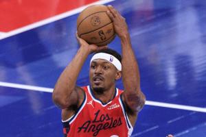 什么鬼啊??比爾還在打鐵！14投2中！太陽反超快船20分了！