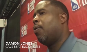 達(dá)蒙·瓊斯在兩起案件中拒不認(rèn)罪！出庭后已獲釋 保釋金20萬美元