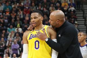 哈姆：威少在湖人是個艱難的局面 球隊為了得到他已經(jīng)傷筋動骨了