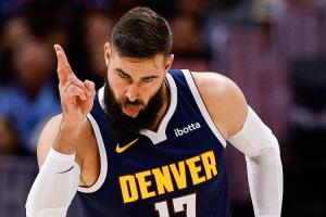 本季11.9分鐘砍8.3分~瓦蘭下季1000萬年薪轉(zhuǎn)保障日期推遲至7月9日