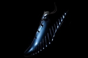 相當(dāng)有未來(lái)感！Nike發(fā)布全新鞋款G.T. Cut 4 很快就會(huì)在NBA看到！