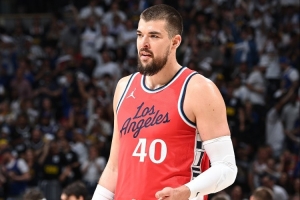 哈登小卡缺陣！快船vs太陽首發(fā)：鄧恩/比爾/小瓊斯/巴圖姆/祖巴茨