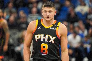 優(yōu)質(zhì)射手！格雷森·阿倫13中7砍下18分4助3斷 三分9中4