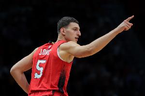 約基奇：不想給約維奇建議因為和他在不同隊伍 他得聽他們的教練