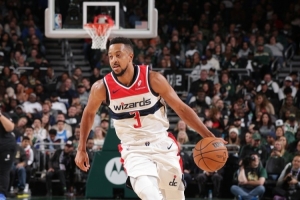 今天手感很好！麥科勒姆半場(chǎng)12中7&三分11中6射落20分 另有2板2助