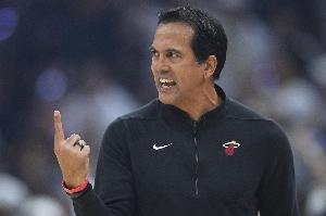 房子都燒沒了！斯波：熱火給我?guī)滋旒倨谔幚韨€(gè)人事務(wù) 但我拒絕了