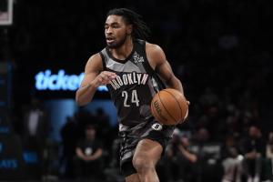 場(chǎng)均21.4分！籃網(wǎng)官方：卡梅隆·托馬斯腿筋拉傷 3-4周后重新評(píng)估