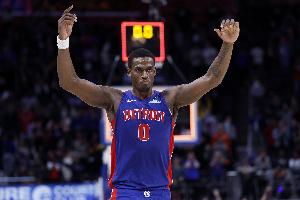 打成奧尼爾了！杜倫14中11超高效砍下30分11板3斷