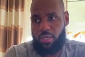 網(wǎng)友惡搞詹姆斯視頻??！AI生成詹姆斯夢幻聯(lián)動(dòng)陳冠希