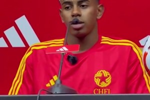 亞馬爾中國行：梅西是歷史最佳之一 ，全世界都非常喜歡他??