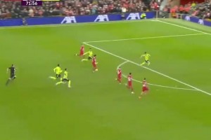 英超名場面之：利物浦五鬼拍門！