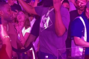 今年還來嗎？登哥去年中國行在上海夜店嗨皮，還和好友打視頻