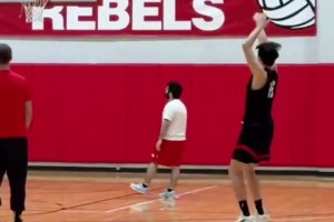 斯普利特陪練！楊瀚森賭城開練 定點三分球12投11中