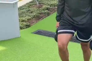 火箭官宣續(xù)約！范弗里特繼續(xù)保持訓(xùn)練