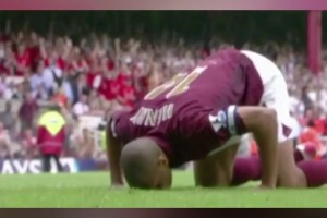 亨利的這一吻！海布里完成使命正式退出！