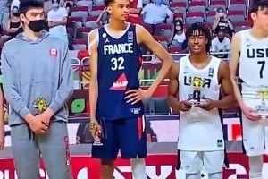 沒有對比就沒有傷害！霍姆格倫站在文班亞馬身邊，看起來好小只啊