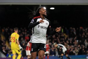 球員集錦：槍手青訓(xùn)出身的伊沃比！動力十足的前場多面手