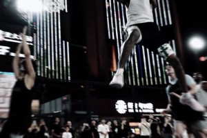 背后得付出多少努力，才能練就如此能力！