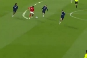 下一站紐卡！伊蘭加上賽季9秒狂奔85米攻破曼聯(lián)大門！