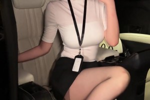 最美詹密周麟嘉這身OL套裝也太性感了！