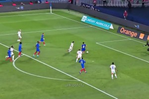 烏多吉球員集錦：身體素質(zhì)爆表,熱刺左路最靠譜選擇