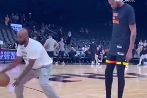 看一遍就都會(huì)了？！杜蘭特這學(xué)習(xí)能力……只能說(shuō)不愧是超巨！