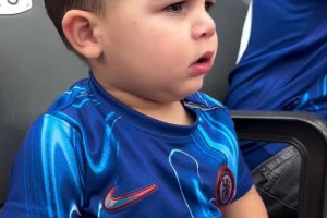 恩佐兒子場下已懵逼：這還是我爸的球隊嗎？????