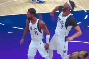 “你離開(kāi)這一拳給的太重！”