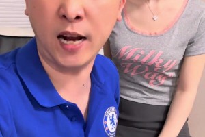 曲奇斥美女：看電影不如看球賽，你不要穿個黑色走來走去的??