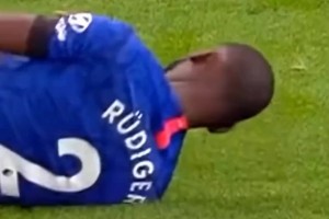 呂迪格：你敢做這個(gè)動(dòng)作，我就敢立馬倒下！