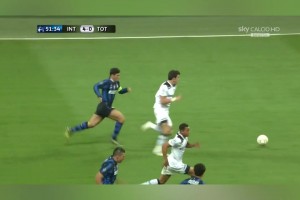 無解速度！貝爾這粒進(jìn)球讓麥孔和薩內(nèi)蒂成背景板！