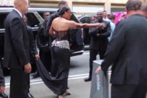 為了得到克萊湯普森，第8任女友說唱歌手梅根付出了多大的代價