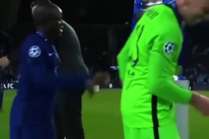 當(dāng)年馬云與狼隊老板郭廣昌互懟，后者回?fù)簦何冶饶隳贻p的多???