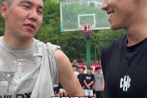 能禿能投！籃球網(wǎng)紅程鑫凱和禿頭老哥1v1單挑