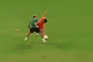 多少帶點恩怨??？薩拉赫＆迪亞斯公開訓練瘋狂上對抗