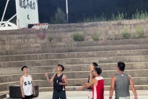 左右手艾弗森式crossover大變向真的太難防了