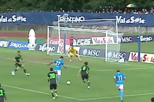 四年前的夏天！意大利天才基耶薩的成名之戰(zhàn)！經(jīng)典的滑跪慶祝！