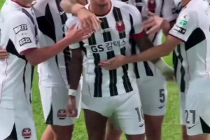 四天后林皇將戰(zhàn)巴薩！林加德破門助首爾取勝，又見標(biāo)志慶祝動作