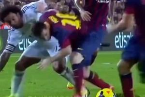 梅西：強者從不抱怨環(huán)境！