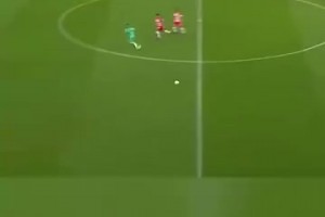 單槍匹馬！阿扎爾皇馬首球！招牌的內(nèi)切爆射！